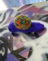 graffitis Du yarnbombing à Leake street à Londres