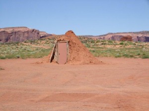15 MV 4X4 69 300x225 Tourisme USA : Les Indiens de lOuest américain ; à la rencontre des Navajo et des Hopi