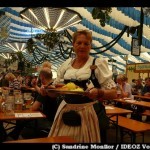fruhlingfest serveuse et plat familial 150x150 Munich Fruhlingsfest ; la fête de la biere du printemps