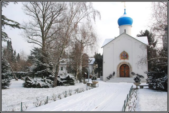 Glise Notre Dame De Dormition Sainte Genevi Ve Des Bois Essonne