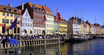Visiter Copenhague, la capitale danoise (Tourisme Danemark) Canal de Nyhavn Copenhague