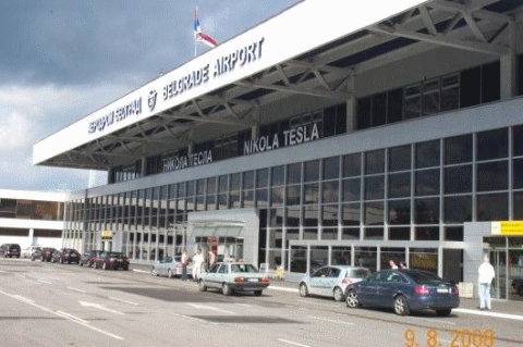 Aéroport Nikola Tesla (Aspect original) DaniUKLondon (jul 2008) Airport International Departures and Arrivals