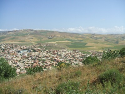 Vue Générale du Village de Tadjena (Chlef-Algérie)