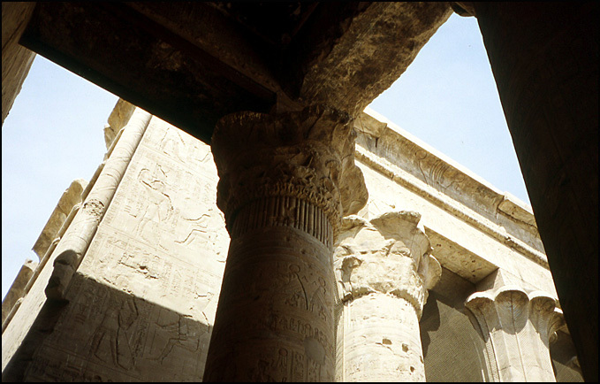 colonnes temple Edfou