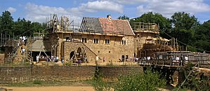 Guédelon chateau fort médiéval