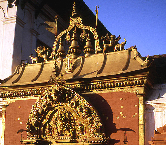 bhaktapur nepal entree doree de temple