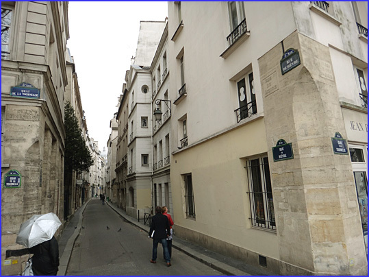 Paris rue de bievre mitterrand