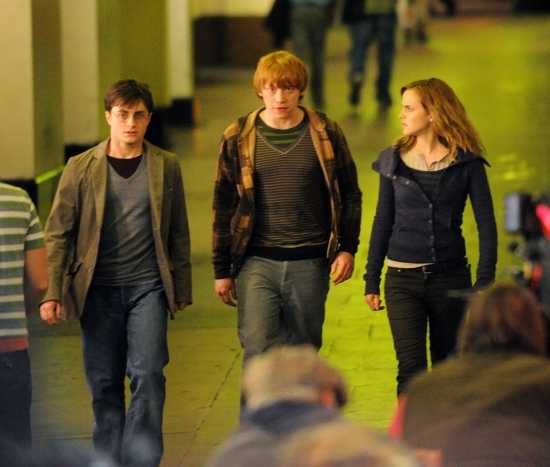 https://voyages.ideoz.fr/wp-content/plugins/wp-o-matic/cache/d06e3_harry-potter-and-the-deathly-hallows-trailer.jpg