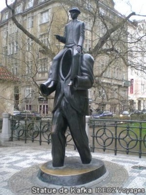 statue Kafka Prague