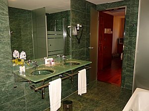 Barcelone Hotel Acevi Villarroel salle de bains