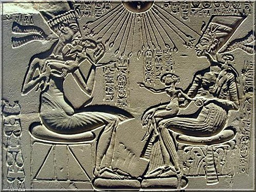 Nefertiti art egyptien