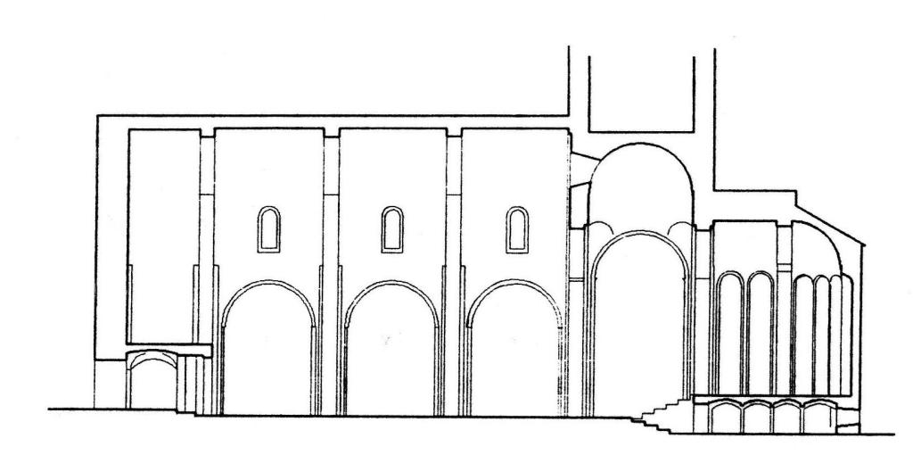 Eglise Saint Vincent de Cardona plan basilical en croix latine
