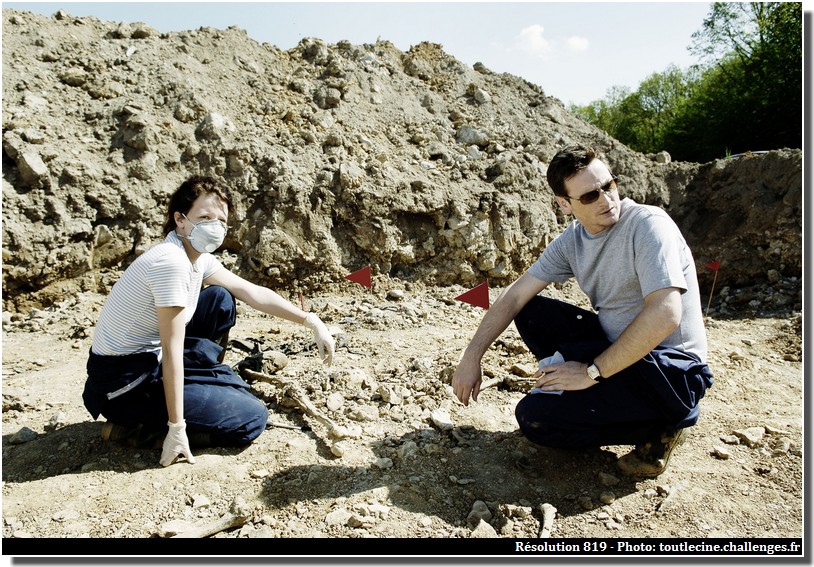 fouilles charniers en Bosnie résolution 819