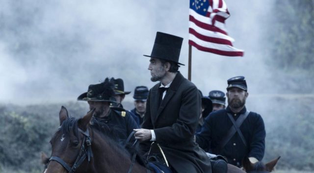 lincoln à cheval film de spielberg (1)