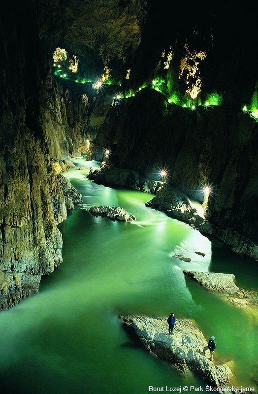 La canyon souterrain de la rivière Reka