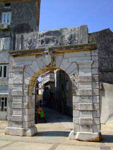 Cres palais petris