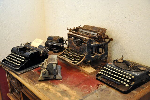 Mosna village saxon anciennes machines à écrire