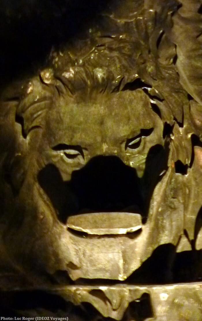 Munich Statue Madame Bavaria gueule du lion vue de l'intérieur