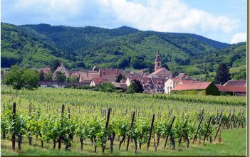 Riquewihr, l’un des plus beaux villages de France (Tourisme Alsace) Riquewihr Alsace
