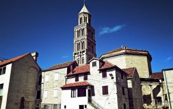 Où aller en Croatie ? Pourquoi visiter Split? Split vieille ville
