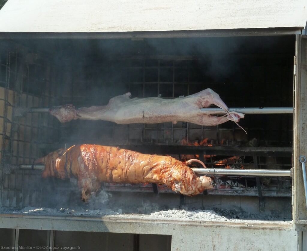 agneau et porc sous la cloche en Croatie