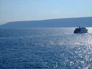 ferry jadrolinija en direction de cres