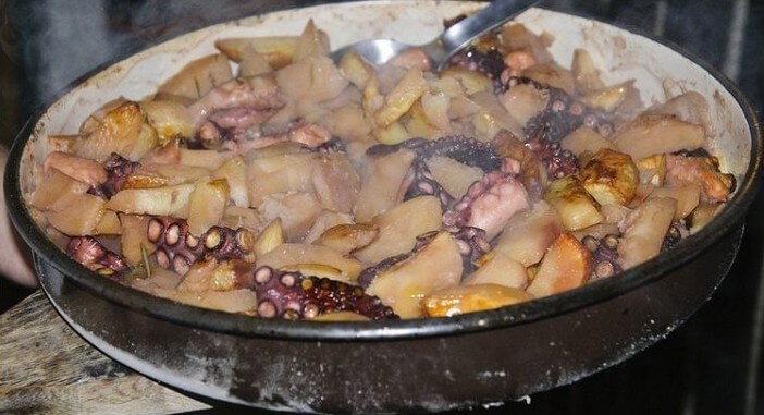 poulpe cuit sous la peca recette cuisine dalmate