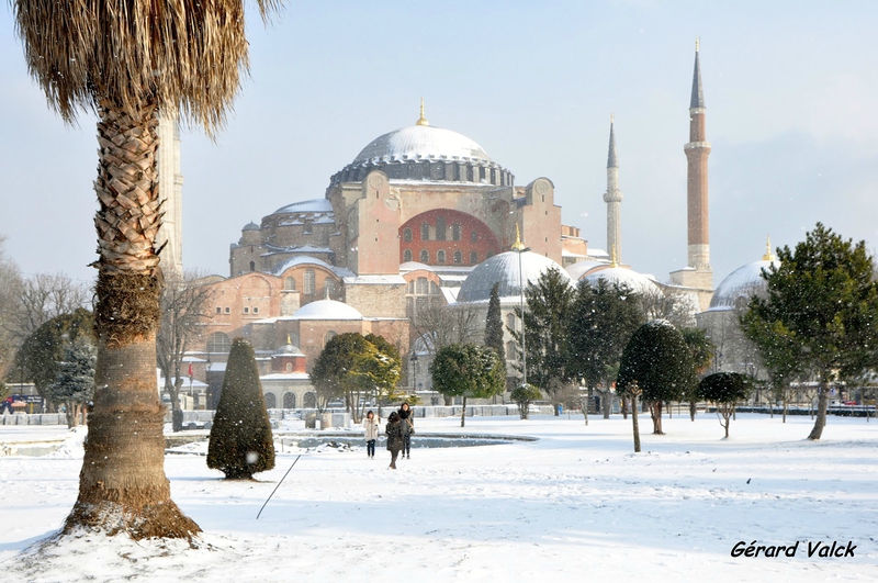 sainte sophie istanbul en hiver sous la neige