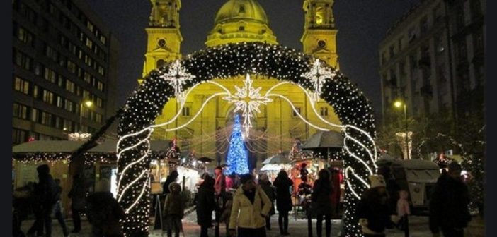 Noël à Budapest : 5 bonnes raisons d’aller à Budapest à Noël Basilique Saint Etienne Noel Budapest