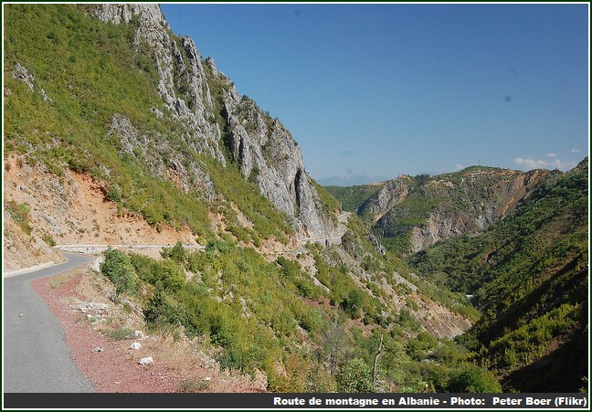 Route montagne en Albanie
