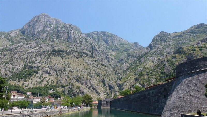 Remparts des fortifications de Kotor