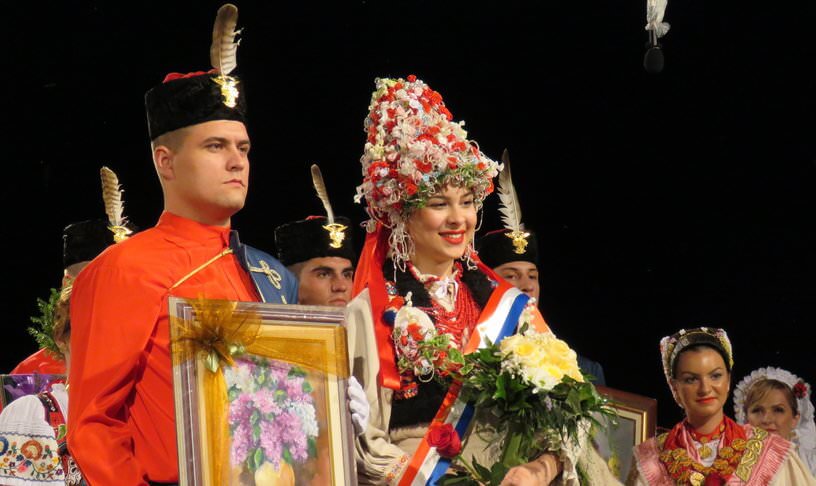Slavonski Brod danses folkloriques de la Saint Etienne