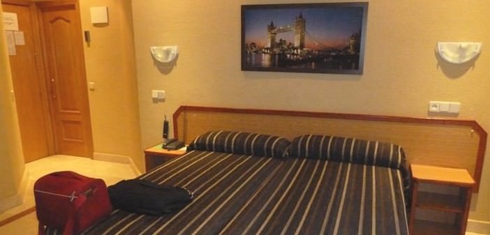 madrid hotel mediodia atocha chambre triple