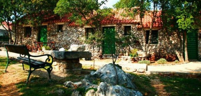 Kalpic Agrotourisme : dormir et manger à la ferme dans un havre de paix près de Krka Agrotourisme Kalpic