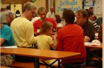 Fruhlingsfest de Munich initiation à la bière des le plus jeune age
