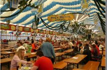 Munich Fruhlingsfest sous la tente Augustiner Brau