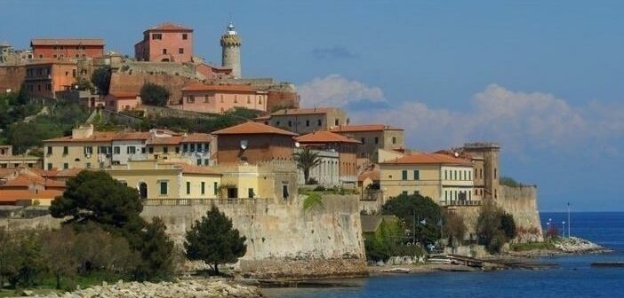 Ile d’Elbe en famille et fourgon aménagé : la douceur de vivre Toscane (Italie) Portoferraio Elbe