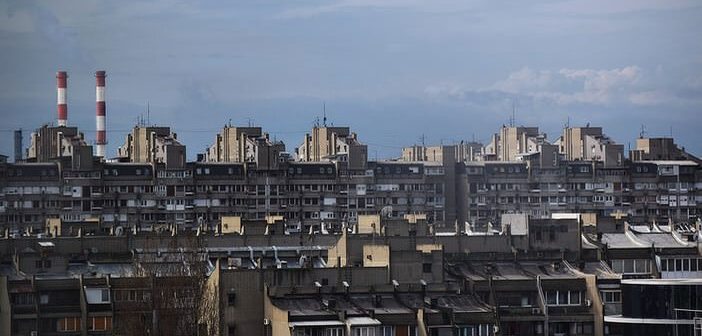 Novi Beograd autrement ; visiter Belgrade au-delà des évidences novi beograd blocks