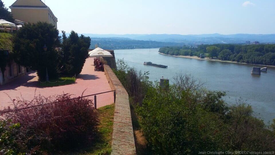 Point de vue sur le Danube depuis la forteresse de Petrovaradin