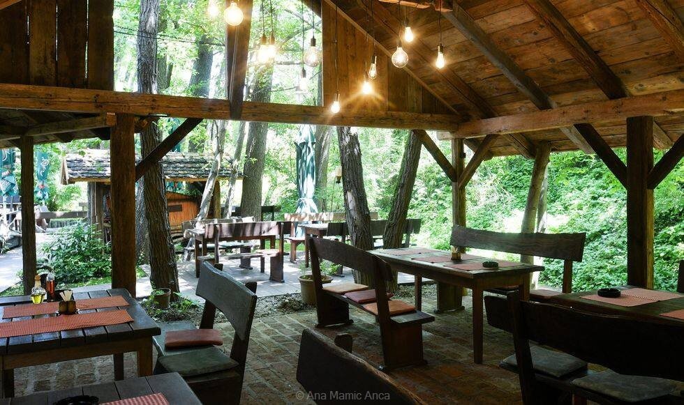 terrasse d'été restaurant V Starem Melinu à zagreb (1)