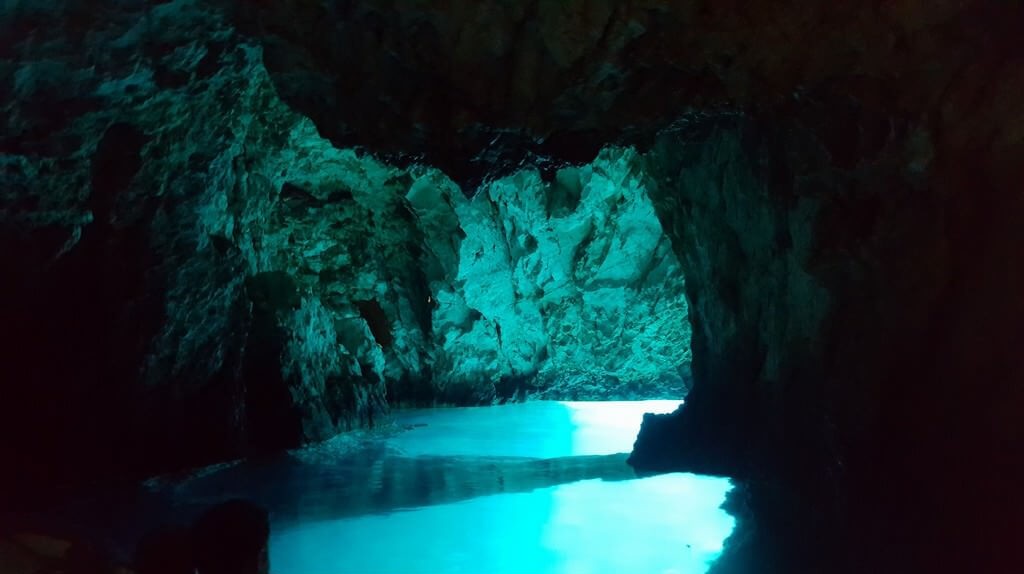 Grotte bleue de Bisevo