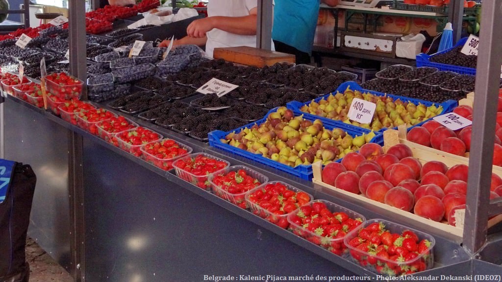 Belgrade Marché des producteurs Kalenic Pijaca fruits d'été