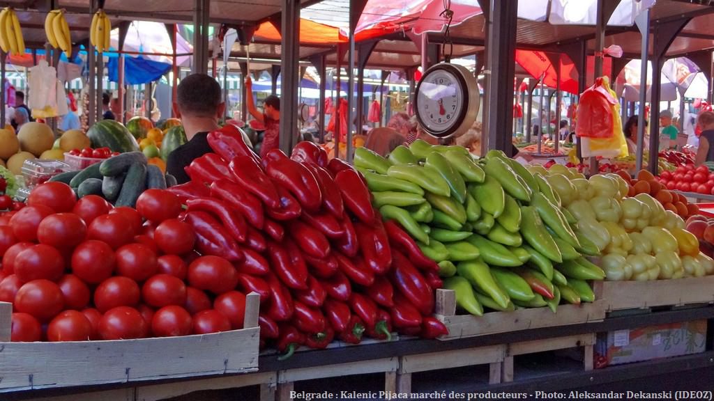 Belgrade Marché des producteurs Kalenic Pijaca poivrons