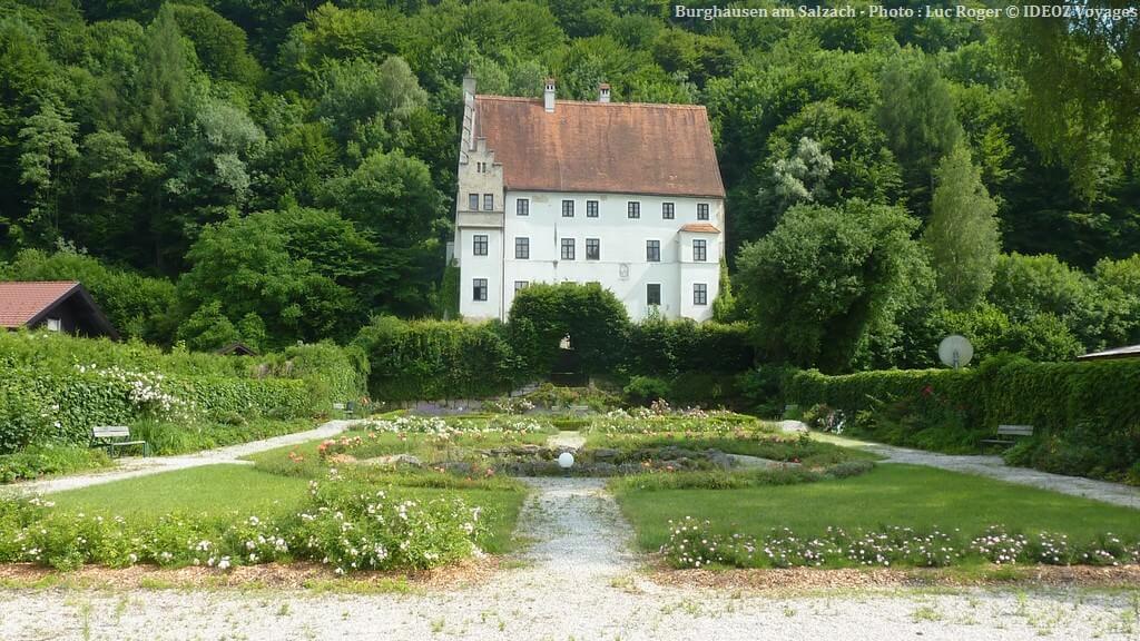 Burghausen am Salzach bâtisse près du chateau et jardin
