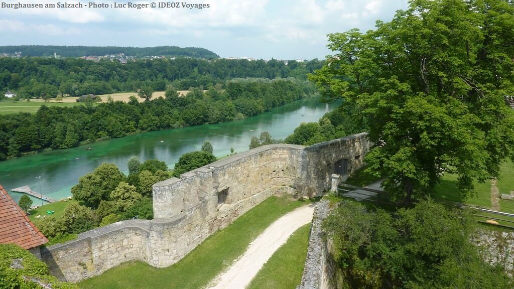 Burghausen vue sur la rivière Salzach depuis la forteresse