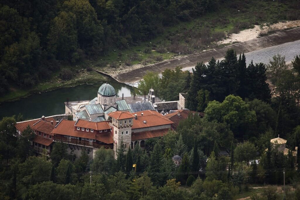 Tvrdos Monastère serbe orthodoxe en république serbe de Bosnie
