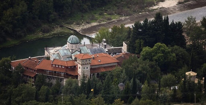 Monastère Tvrdos
