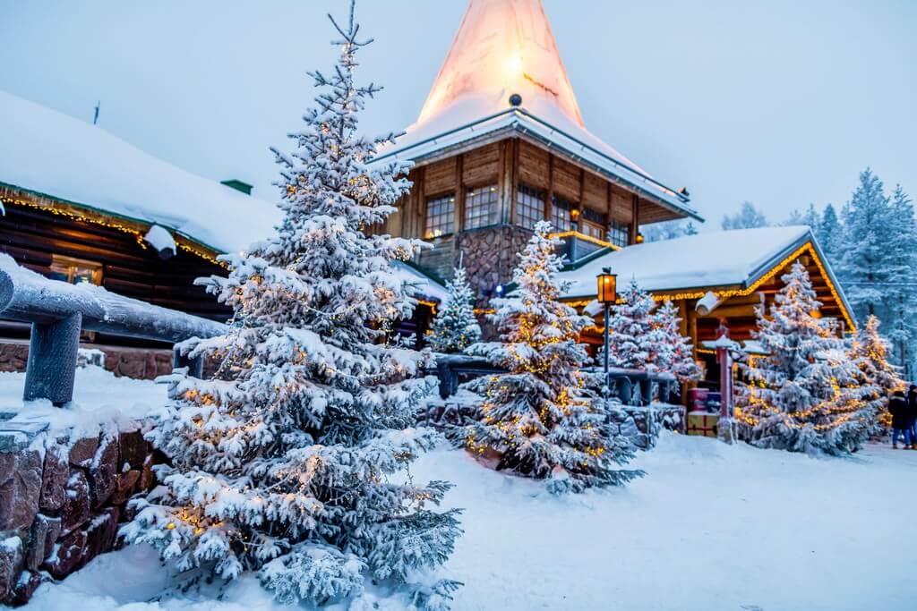 Rovaniemi village du père Noël en Finlande