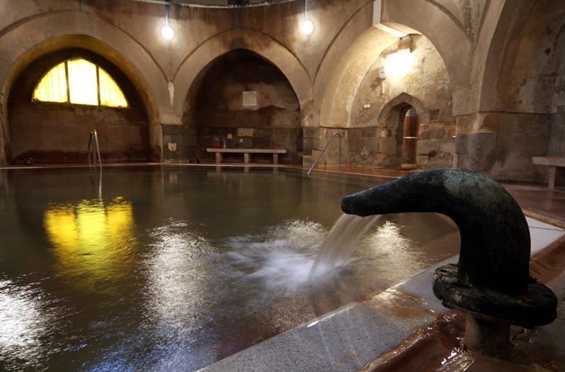 Fontaine bain Kiraly à Budapest