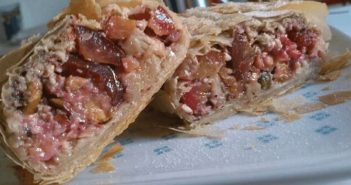 Recette de Strudel aux quetsches ; une variation du strudel autrichien de l’automne Strudel aux quetsches